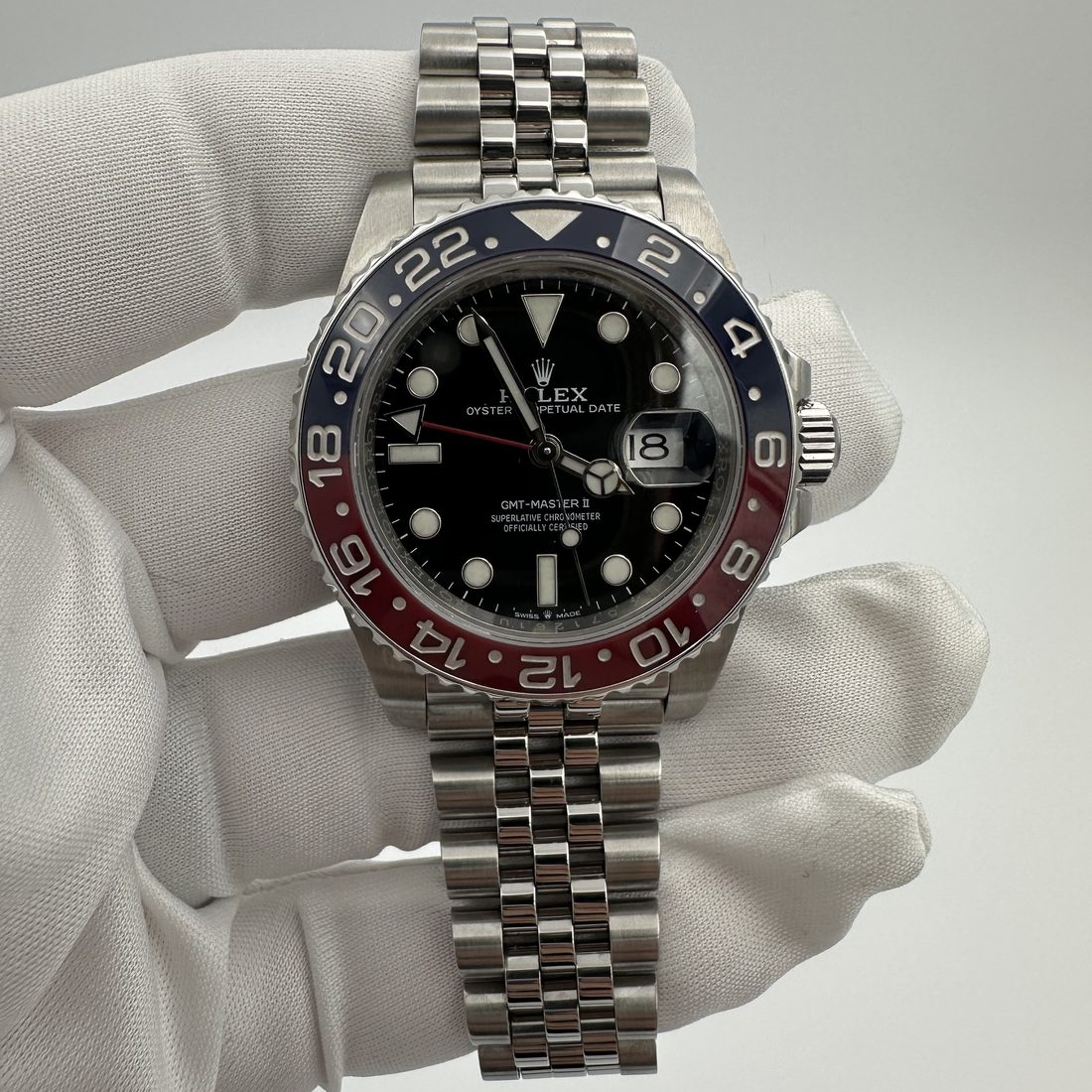 Rolex GMT-Master II &ldquo;Pepsi&rdquo; view 1