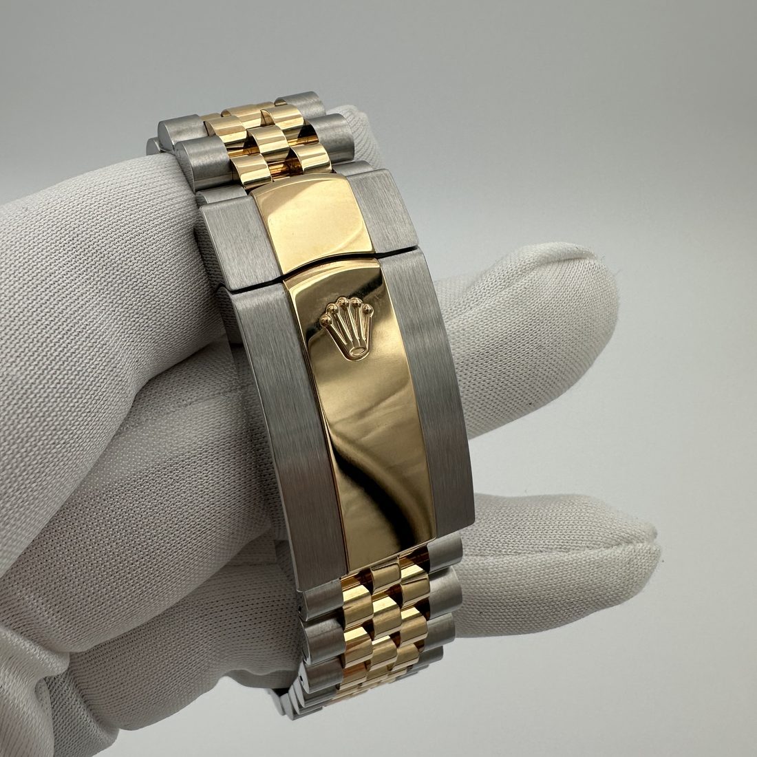 Rolex Sky-Dweller 42, view 6